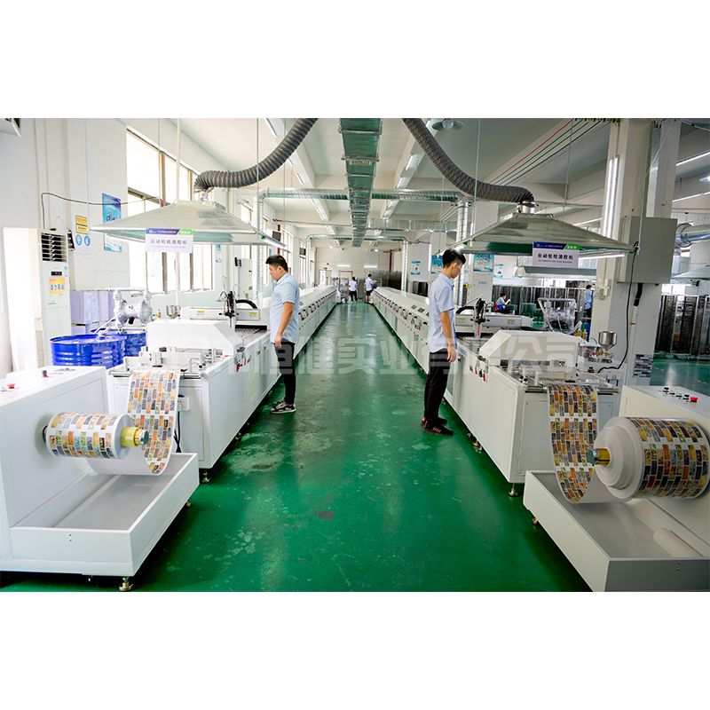 自動輪轉(zhuǎn)滴膠機(jī)3